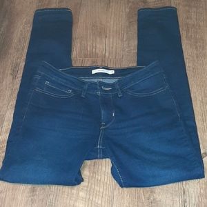Levi's 711 Skinny Jeans